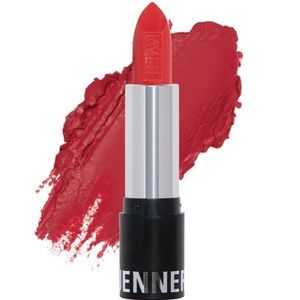💄Kylie Cosmetics Boss Matte Lipstick Brand New💄